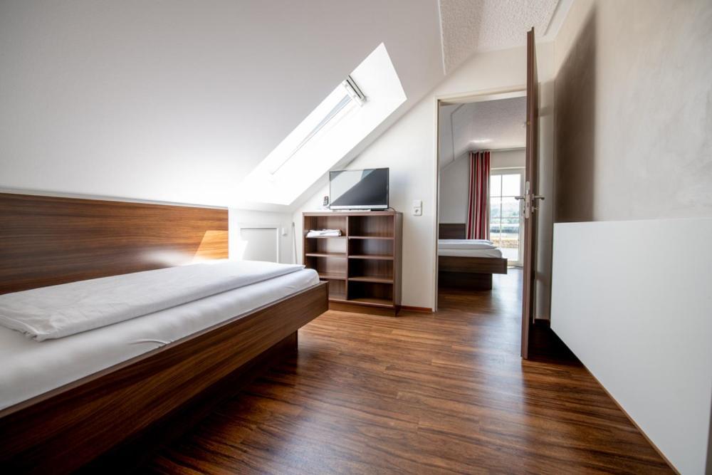 Garni Hotel Henn ซิมเมอร์อาท ภายนอก รูปภาพ